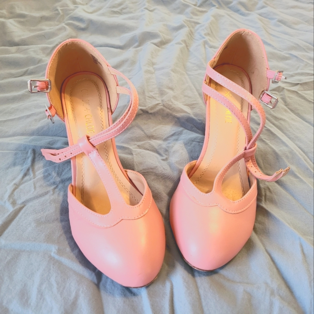 Chase & Chloe - Pink heels